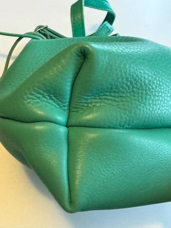 Portland Leather bucket back west palm Tiffany blue color used unicorn 🦄 - Picture 10 of 13